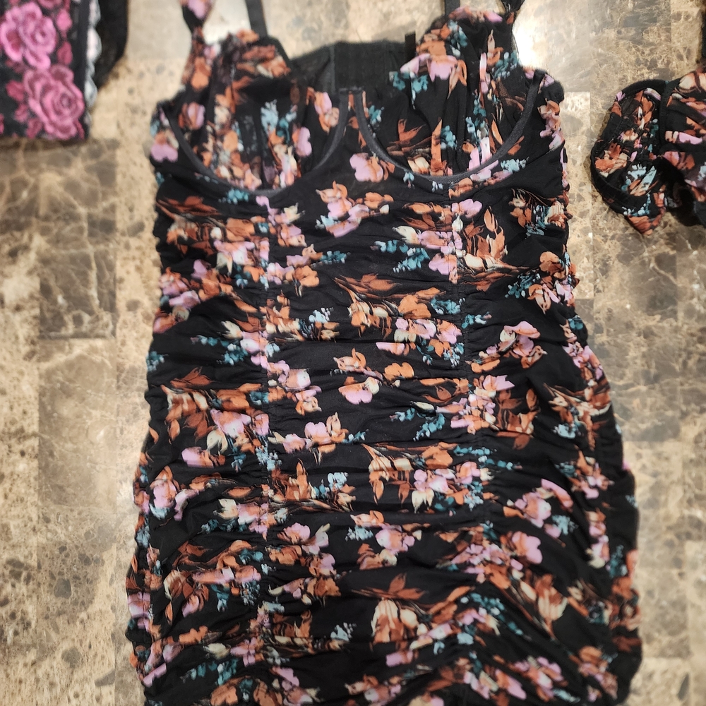 Torrid Floral Lingerie - Picture 4 of 7